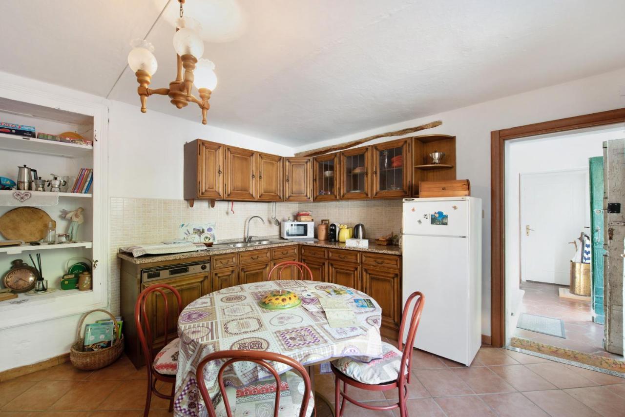 Ferienwohnung Orizzonte Calmo Borghetto Di Borbera Exterior foto